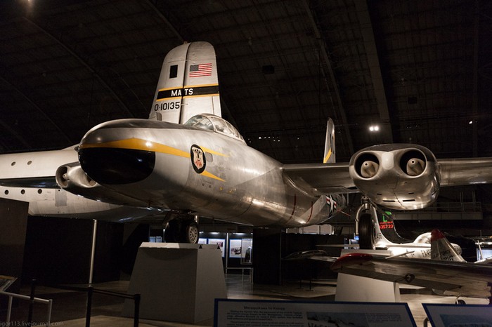 North American B-45 Tornado là kiểu máy bay ném bom phản lực hoạt động đầu tiên của Không quân Hoa Kỳ, và cũng là kiểu máy bay phản lực đầu tiên được tiếp nhiên liệu trên không.