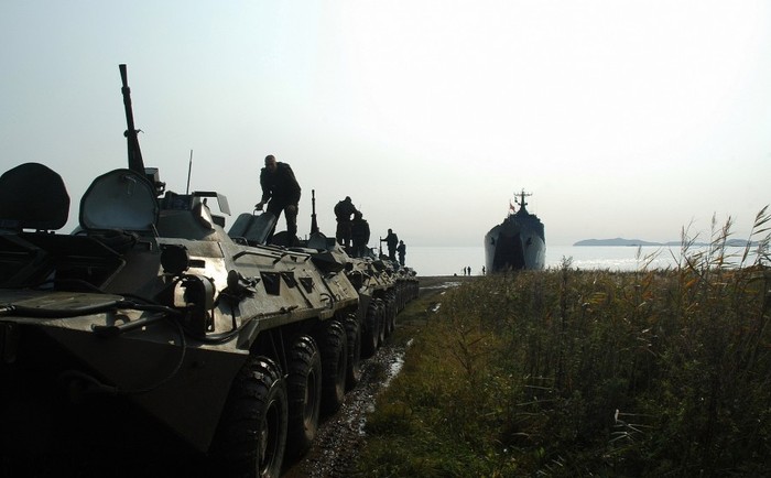 Quân đội tập trận đổ bộ qui mô lớn trên Vịnh Peter Đại Đế.