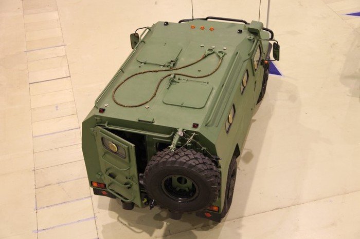 Xe bọc thép SBM VPK-233136 cho lực lượng đặc biệt tại triển lãm Interpolitex 2012.