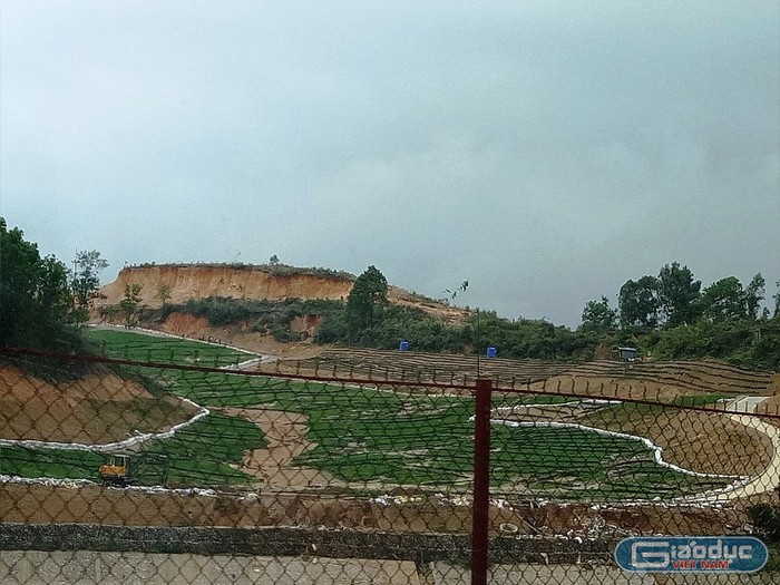 Một góc của dự án sân gofl FLC Hạ Long (Quảng Ninh) đang thi công (ảnh Lê Minh)