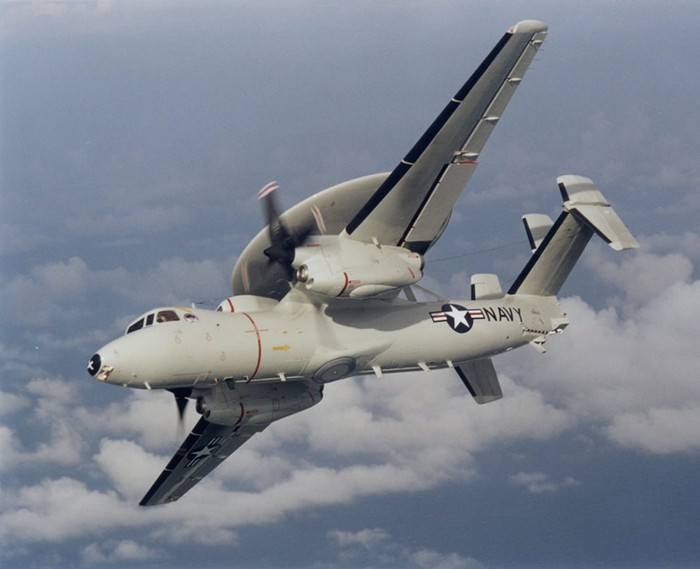 Sau khi được nâng cấp, những chiếc E-2T sẽ thành bản Hawkeye 2000 như thế này để rút ngắn thời gian cảnh báo nếu Đài Loan bị không kích