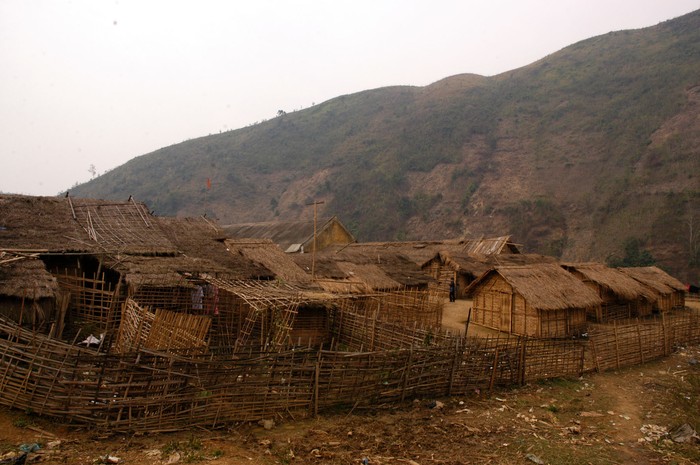 Một ngôi “trường gió” ở xã Tà Mít (huyện Than Uyên – Lai Châu)