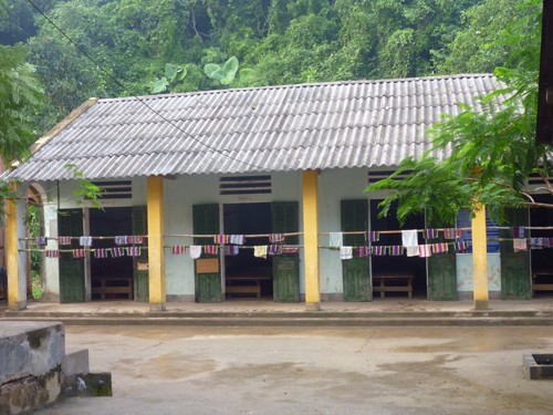 Dãy nhà cấp 4 này suốt 5 năm nay là nơi dừng chân “trọ học” của những em nhỏ xã Thuận Hòa (Vị Xuyên – Hà Giang)