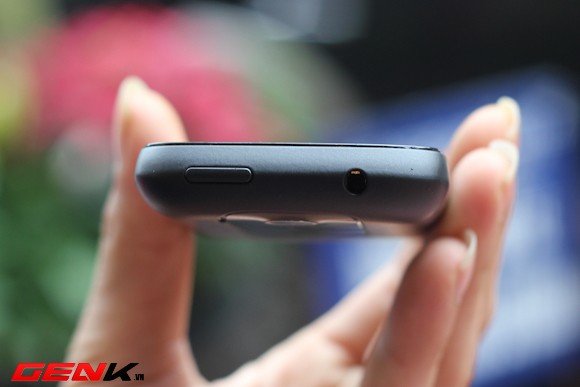 HTC Explorer - Smartphone giá rẻ cho người mới bắt đầu ảnh 2