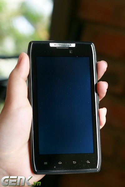 8 smartphone có thiết kế xuất sắc nhất 2011 ảnh 4