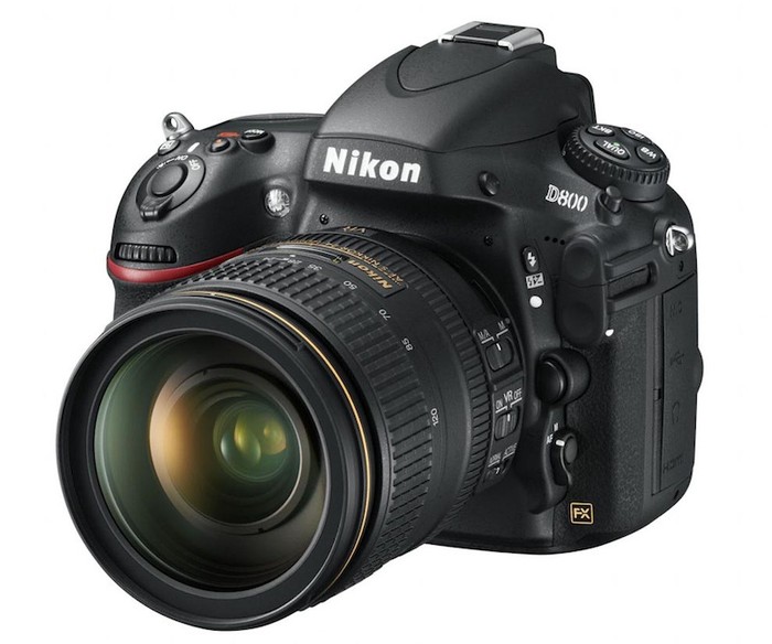 Nguồn tin dẫn lời Nikon rằng "cảm biến trên chiếc D800 là cảm biến CMOS có độ phân giải lớn nhất mà hãng từng phát triển", cao hơn hơn con số 12 megapixel của D700 ba lần! Giá dự kiến cho thân máy là 2.995,95 USD tại thị Mỹ và thời điểm bán ra là cuối tháng 3.