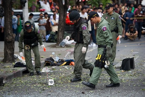 Cả thế giới hoang mang về vụ nổ bom bí ẩn tại Thái Lan