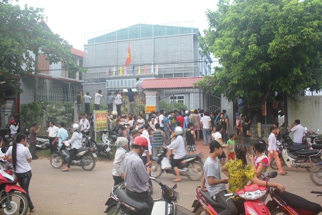 Hiện trường nơi phóng viên Nguyễn Hải Sơn của Báo điện tử Giáo dục Việt Nam đang tác nghiệp.
