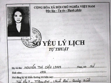 Sơ yếu lý lịch của bà Nguyễn Thị Diệu Loan đăng ký dự tuyển viên chức năm 2014 tại huyện Minh Hóa
