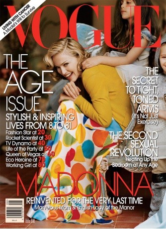 Mang nét đẹp mặn mà của bà mẹ hai con trên bìa Vogue năm 2005