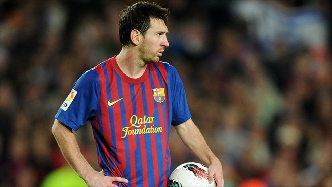 Góc ảnh: Villa ôm đầu, Messi sút trượt 11m, Pep cúi mặt ảnh 7