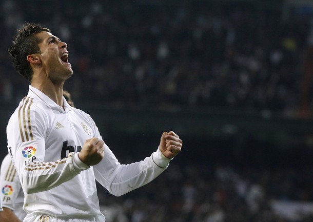 C.Ronaldo ghi bàn, dẹp bỏ chỉ trích.