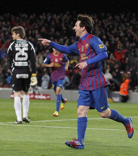 Có ai còn xuất sắc hơn Messi?