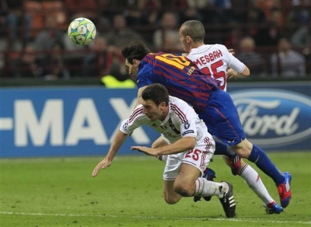 Messi thi đấu tả xung hữu đột.