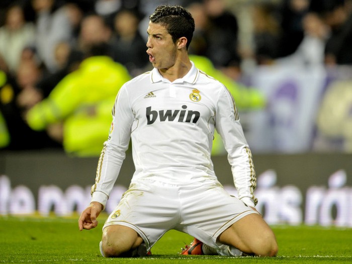 Anh hiện đang là chân sút số 1 của Real, với 41 bàn thắng ở La Liga, 8 bàn ở Champions League.