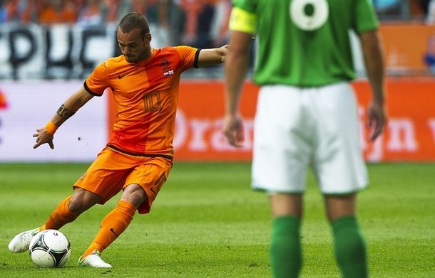 Sneijder đã trở lại. Chấn thương của anh không quá nghiêm trọng như nhiều người tưởng.