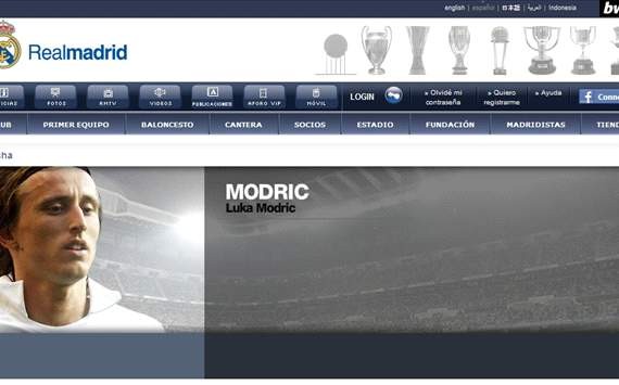 Hình ảnh Modric lên web chính thức của Real.