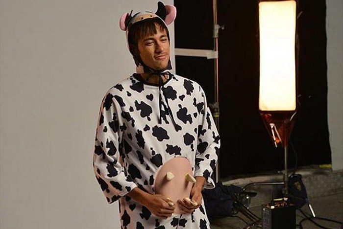 "Bò sữa" Neymar.