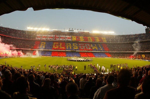 Barca-Real năm 2002.