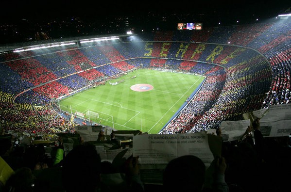 Barca-Real năm 2007.