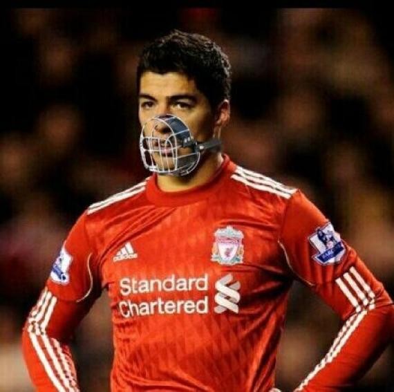 Thế nên, phải 'buộc miệng' cho Suarez là hoàn toàn hợp lý.