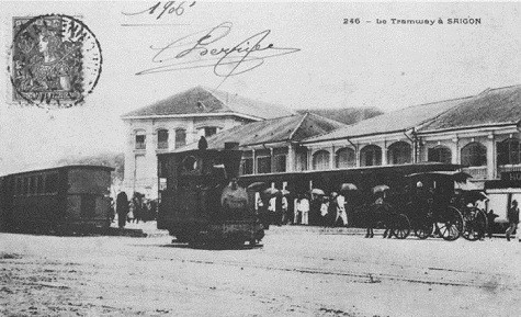Tuyến xe lửa nằm sát chợ Bến Thành