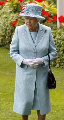 Nữ hoàng Anh - Elizabeth II là khách mời quan trọng nhất của lễ hội mang đậm nét văn hóa này.