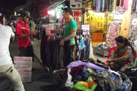 Cảnh buôn bán tại chợ Xanh - Hà Nội (Ảnh: Internet)