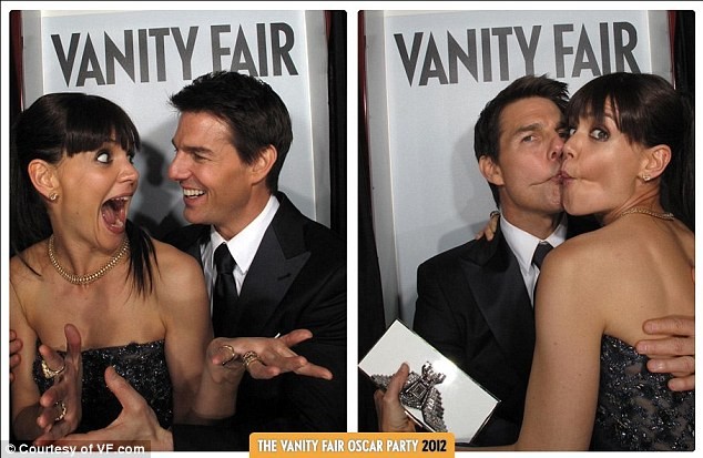 Tom Cruise và bà xã Katie Holmes đã có những giây phút hết sức nghịch ngợm tại boot chụp hình trong bữa tiệc hậu Oscar của tạp chí Vanity Fair. Tuy đã sống cùng nhau 5 năm và có một mặt con nhưng vợ chồng Tom luôn thể hiện tình cảm với nhau hết sức thân mật.