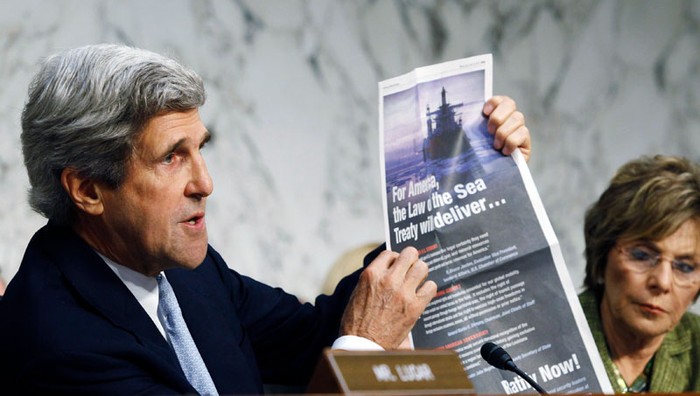 Thời gian có mặt ở chiến trường dạy cho Kerry bài học đau thương không bao giờ quên, ngay cả khi đã quay về Mỹ. John Kerry quyết định phải phản đối chiến tranh. Ông trở thành một thành viên tích cực của tổ chức Những cựu binh tham chiến ở Việt Nam chống chiến tranh (VVAW). Năm 1984, John Kerry được bầu làm Thượng nghị sĩ và giữ vị trí này trong 4 nhiệm kỳ liên tiếp. >>> NHỮNG HOTGIRL TỪNG THI ĐỖ THỦ KHOA ĐẠI HỌC