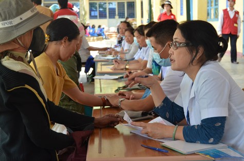Chương trình cũng nhận được sự giúp đỡ tình nguyện của nhóm các bác sỹ, y tá đến từ các cơ sở y tế tại Hà Nội và TP. HCM.