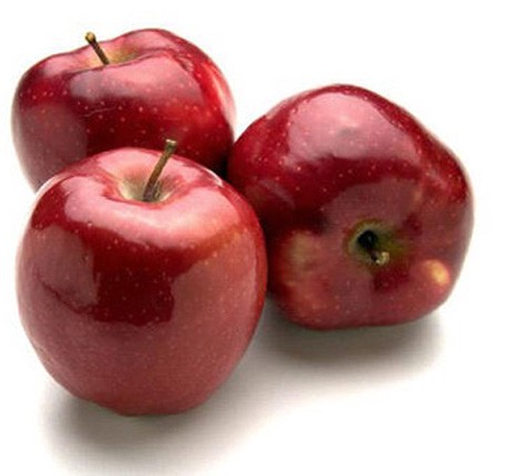 Táo: Trong quả táo có chứa thành phần polyphenol. Polyphenol có tác dụng ức chế được sự sản sinh của tế bào ung thư, làm giảm nguy cơ gây ung thư kết tràng. Xem thêm: Những món cháo bổ dưỡng/ Những món ăn từ côn trùng