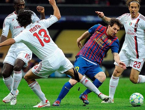 Nesta đã phong tỏa Messi rất tốt - Ảnh EFE