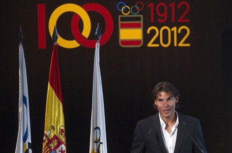 Đoàn thể thao Tây Ban Nha sẽ phải chọn người cầm cờ khác thay cho Nadal - Ảnh: Reuters