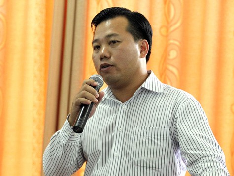 Ông Nguyễn Chí Kiên, GĐĐH CLB TP. Hồ Chí Minh ủng hộ bầu Đức Kiên. Ảnh: Quang Minh