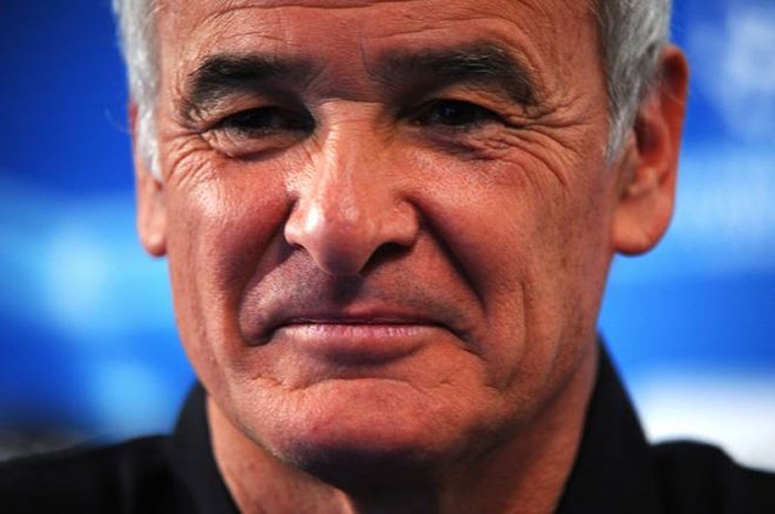 Vẻ mặt của Claudio Ranieri trong buổi họp báo trước trận Inter - Lille tại vòng bảng Champions League
