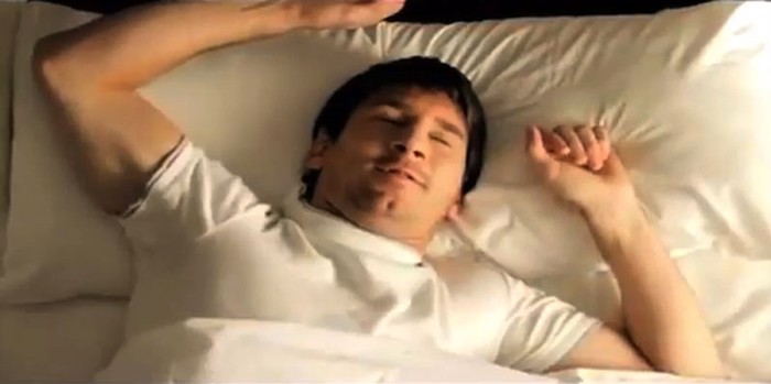 Lionel Messi trước khi... đi ngủ