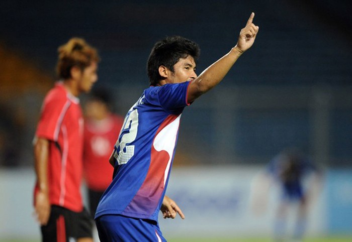 Thái Lan thắng đậm Campuchia 4-0 tại bảng A bộ môn bóng đá Nam