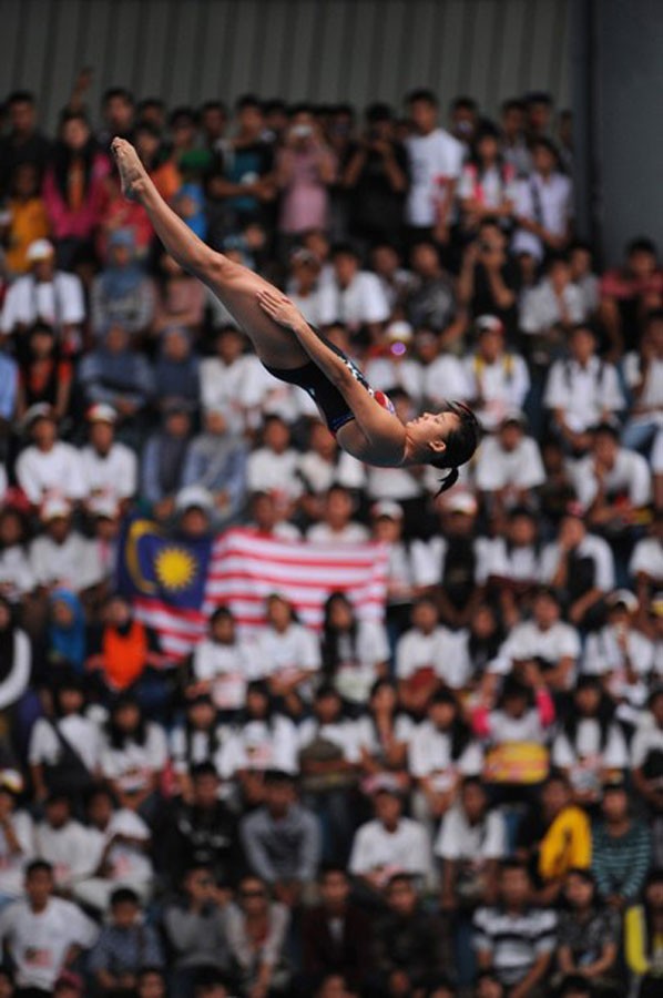 Ling Kar Kam của Malaysia tranh tài ở nội dung lặn 10m nữ.