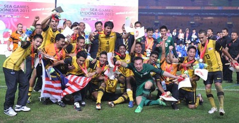 Cảnh ăn mừng này chỉ diễn ra sau khi các cầu thủ Malaysia đã được thử doping, ngay trên sân