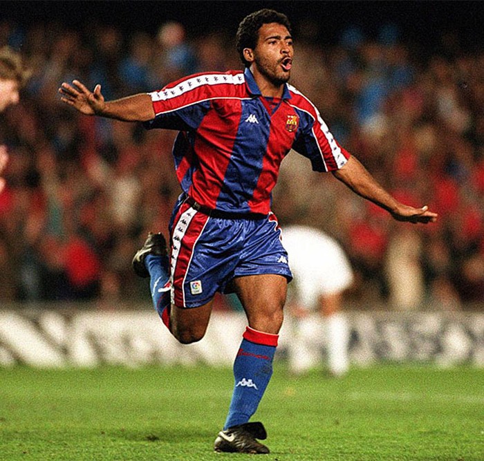 Romario và Barca hủy diệt Real trong trận thắng 5-0 mùa 1993-94. Romario biến Jorge Valdano thành thằng hề, và Valdano từ đó bắt đầu quen với băng ghế dự bị trước khi giải nghệ.