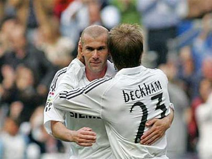 Zinedine Zidane, Michael Owen, David Beckham (10/4/2005, Santiago Bernabeu, Real Madrid 4-2 Barcelona): Một trong những chiến thắng ấn tượng nhất của Galacticos phiên bản 1.0. Bộ ba cầu thủ Zidane, Owen và Beckham đã mang về thắng lợi cho đội bóng Hoàng gia song Barca mới là đội giành chức vô địch trong mùa giải đó.