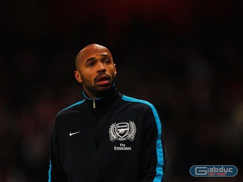 Thierry Henry trở lại Arsenal sau 5 năm xa cách