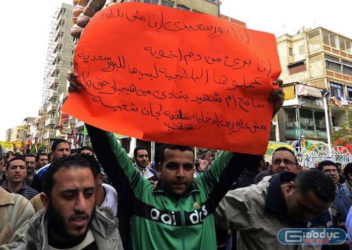 “Tôi đến từ Port Said, nhưng tôi không phải kẻ côn đồ. Tôi vô tội vì tôi không giết hại những người anh em mình”.