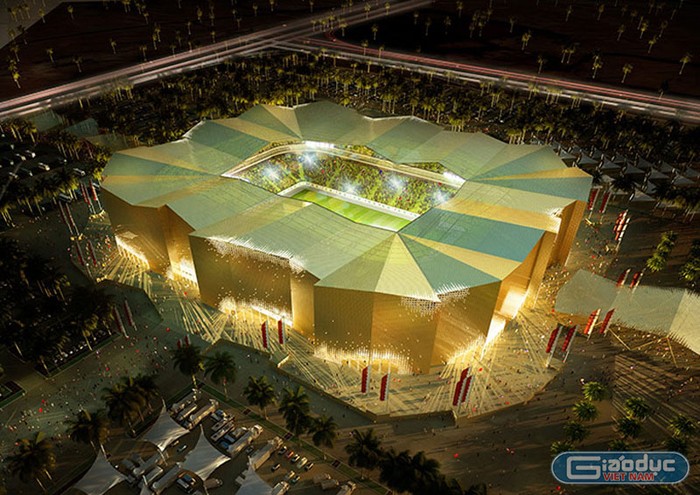 Sân vận động Umm Salal có sức chứa khoảng 45.120 khán giả. Thiết kế của sân vận động được dựa trên pháo đài Ả Rập.