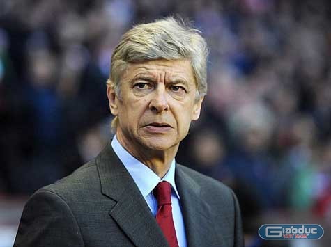 Wenger có thể sẽ thôi nhiệm vụ huấn luyện để nắm một ghế trong ban giám đốc của Arsenal