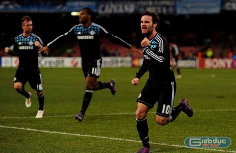 Juan Mata mang lại điểm sáng duy nhất trong trận đấu của đội khách