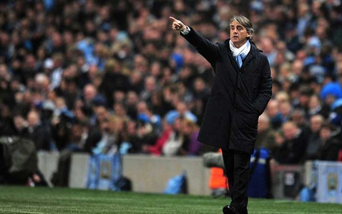 Roberto Mancini đứng trước thách thức phải thắng và không được để thủng lưới