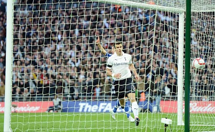 Có được pha lập công dễ dàng, một phần Bale ghi được bàn cũng là nhờ chấn thương của David Luiz.