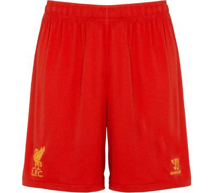 Khẩu hiệu của bộ áo mới là: "Tạo ra bởi sự vĩ đại, bởi truyền thống, bởi Liverpool bất diệt. Nó sẽ khiến bạn cảm thấy mình cao 2m".